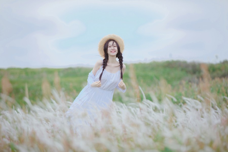 【穿进童话我变成了邪恶女巫游戏手机版下载】穿进童话我变成了邪恶女巫游戏中文版下载 v1.1 安卓版